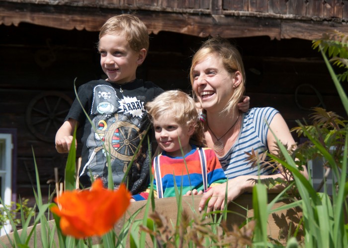 Biogeschichten Mutter mit Kindern