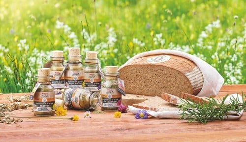SPAR wie früher Küchenkräuter Komposition