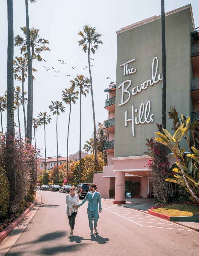 Nuriel Molcho und Freundin vor dem Beverly Hills Hotel