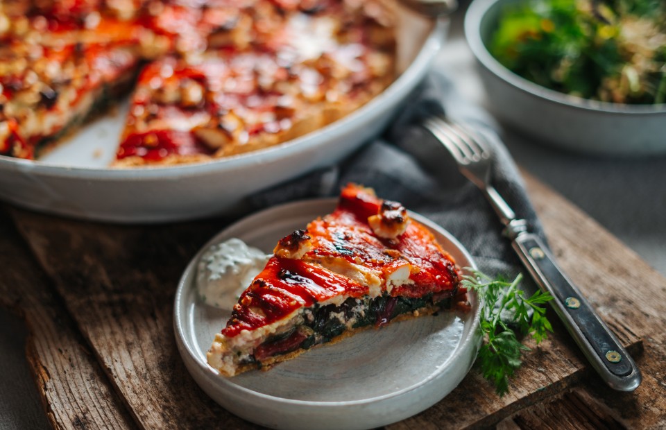 geschmorte Paprika-Tarte mit Mangold-Gemüse geschmorte Paprika-Tarte mit Mangold-Gemüse