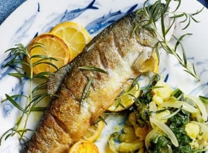 Gebratene Forelle mit Mangold-Kartoffelstampf