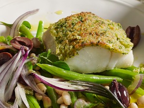 gratinierter_kabeljau_mit_fisolen_olivensalat