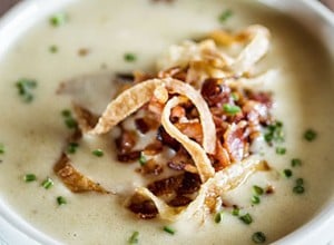 Bier-Käsesuppe