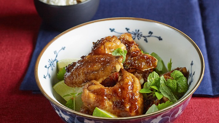 Glasierte Chicken-Wings mit Kardamomreis