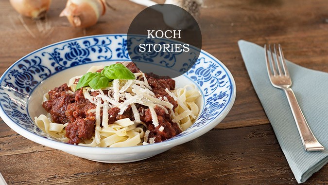 Pasta mit Salsiccia-Sugo