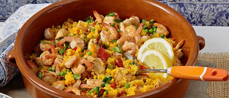 Paella mit Huhn und Riesengarnelen