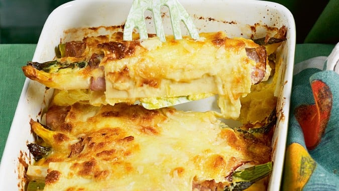 Spargel-Cannelloni mit Schinken