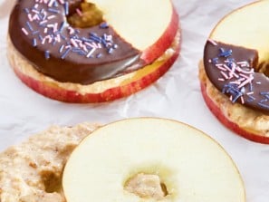 Apfel-Sandwich mit Müslicreme