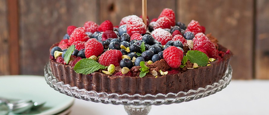 Beerige Brownie-Torte
