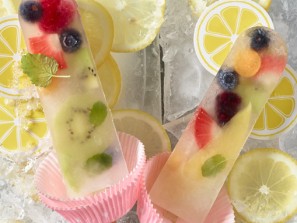 Obstsalat-Popsicles