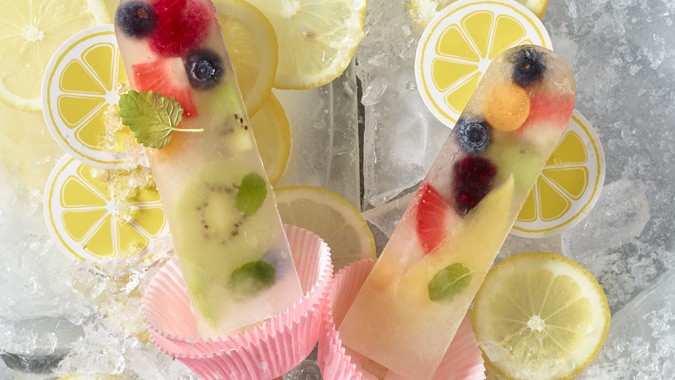 Obstsalat-Popsicles