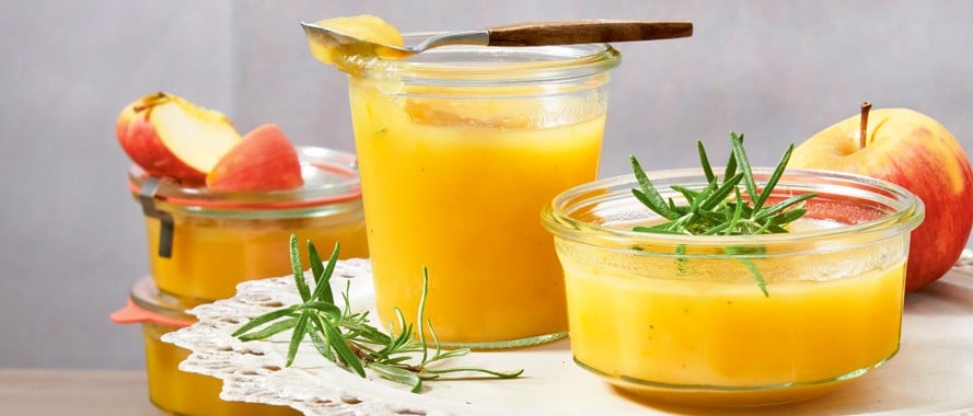 Apfelpastete mit Marzipan und Rosmarin