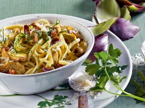 Linguine mit gebratenen Artischocken