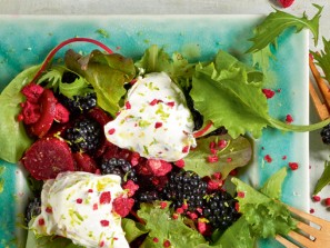 Rote-Rüben-Salat mit Ziegenfrischkäsenocken