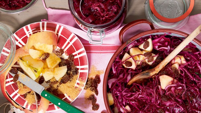 Herbstliches Rotkraut mit Rosinen