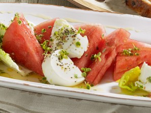 Wassermelonensalat mit Schafsfrischkäse