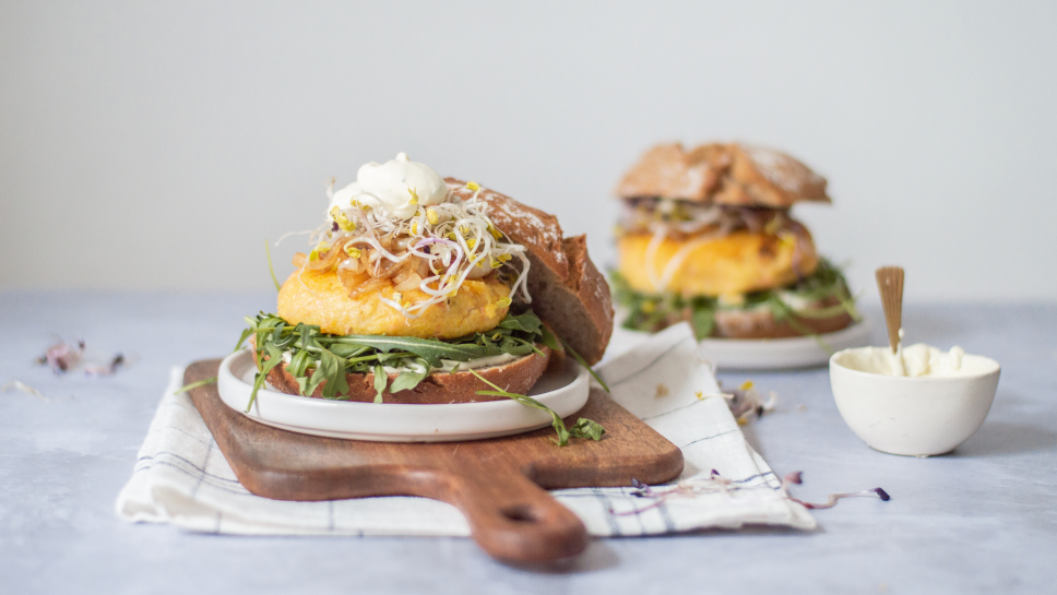 Polenta Lachs Burger