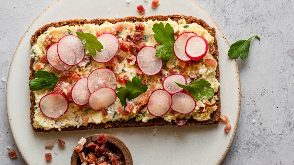 Erdäpfelkas mit Speck