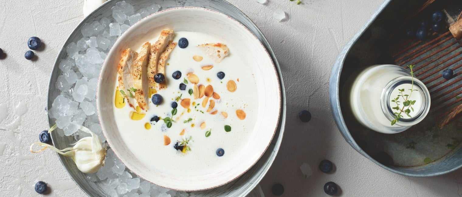 kalte Suppen mandelsuppe magazin