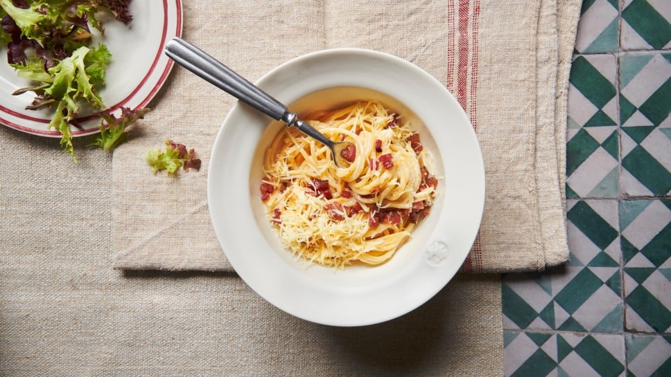 Spaghetti Carbonara mit Bergkäse und Speck