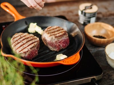 Steak braten Tici Kaspar Butterschmalz