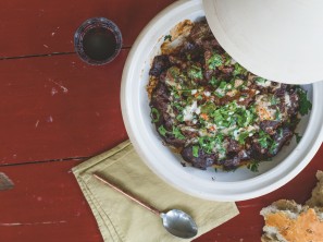 Tajine mit Rindfleisch und Dörrzwetschken, Haya Molcho 