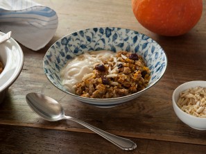 Gebackenes Kürbismüsli