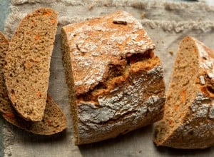 Karottenbrot, Brot Backen mit Christina, Löwenzahnverlag