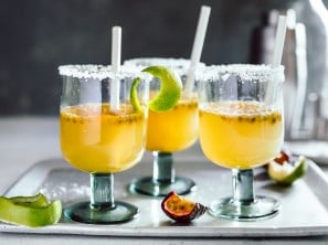 Passion Fruit Margarita mit Verjus