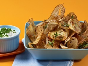 SPAR Mahlzeit! Brotchips mit Schnittlauch-Knobi-Creme