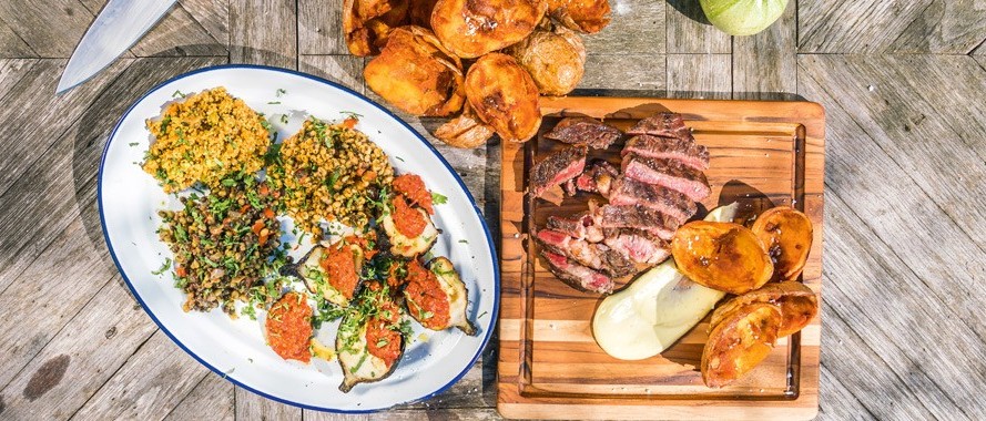 SPAR Mahlzeit! Dry Aged Ribeyesteak mit orientalischen Neni-Salaten und Aioli