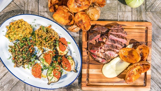 SPAR Mahlzeit! Dry Aged Ribeyesteak mit orientalischen Neni-Salaten und Aioli