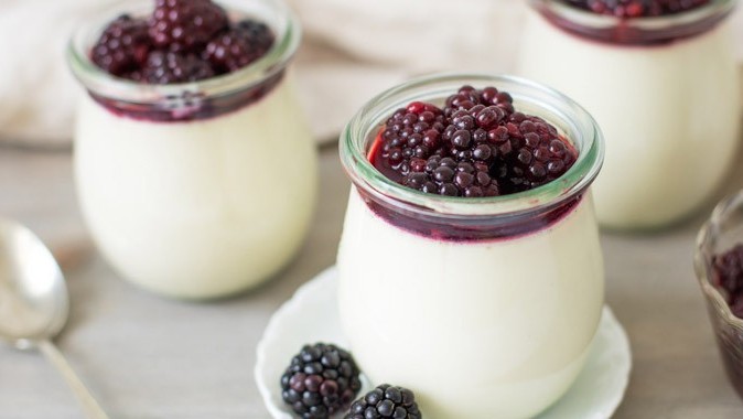 Panna Cotta mit Brombeeren » Rezept | SPAR Mahlzeit!