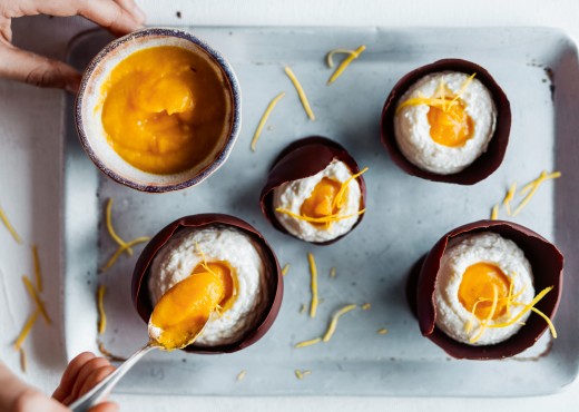 Schokoladenschale mit Topfencreme und Apfel-Mango-Mus Schritt 2