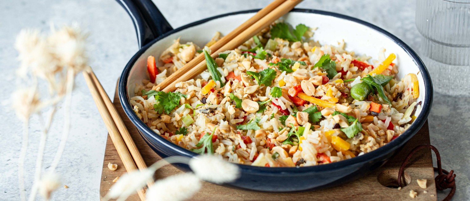 Asiatische Eierreis-Pfanne