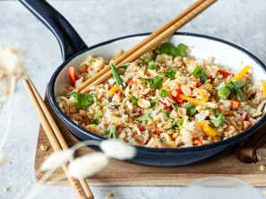 Asiatische Eierreis-Pfanne
