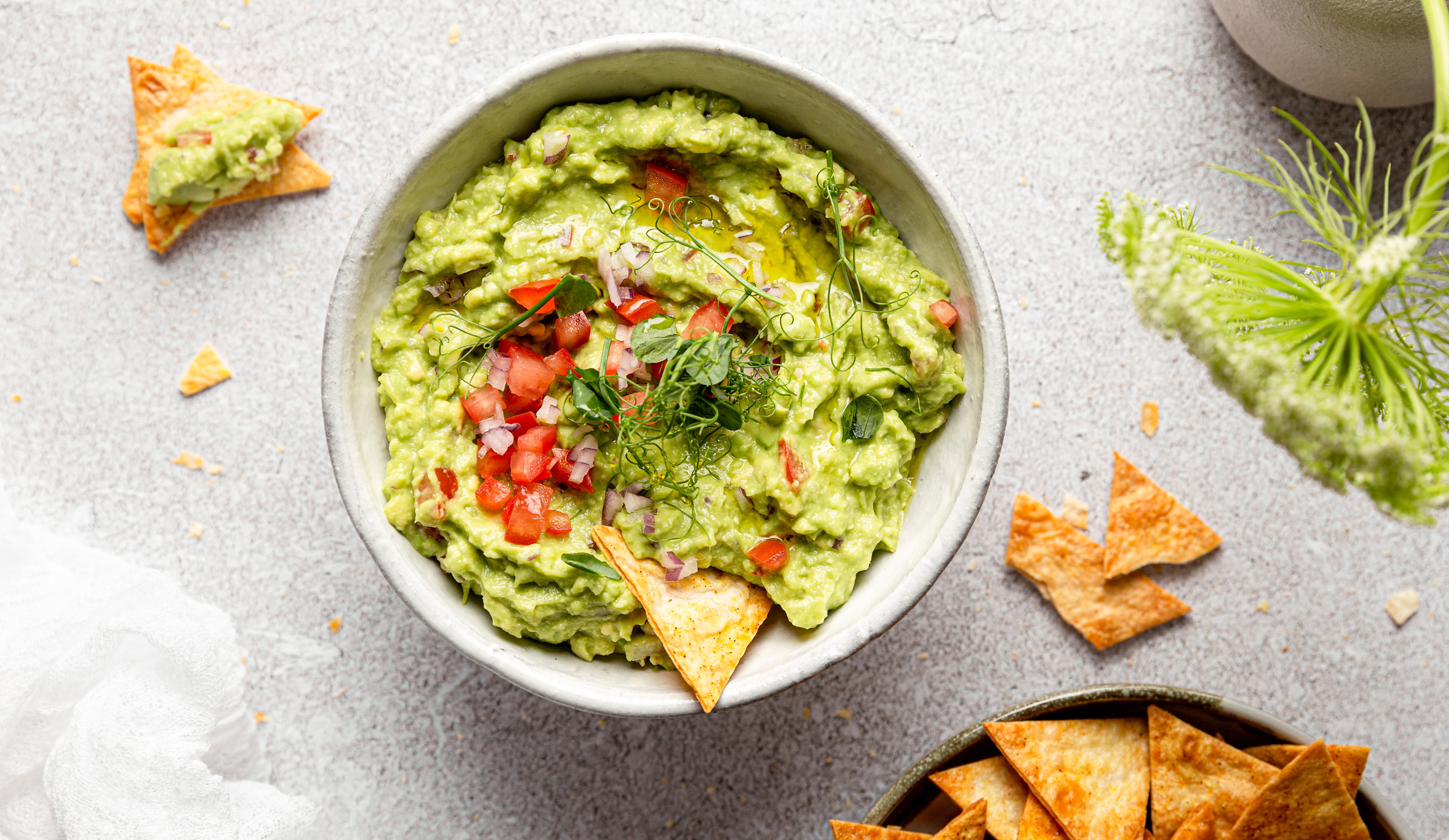 Guacamole mit knusprigen TortillaChips