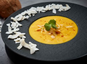 Kokos Curry Suppe mit Kukumareis 