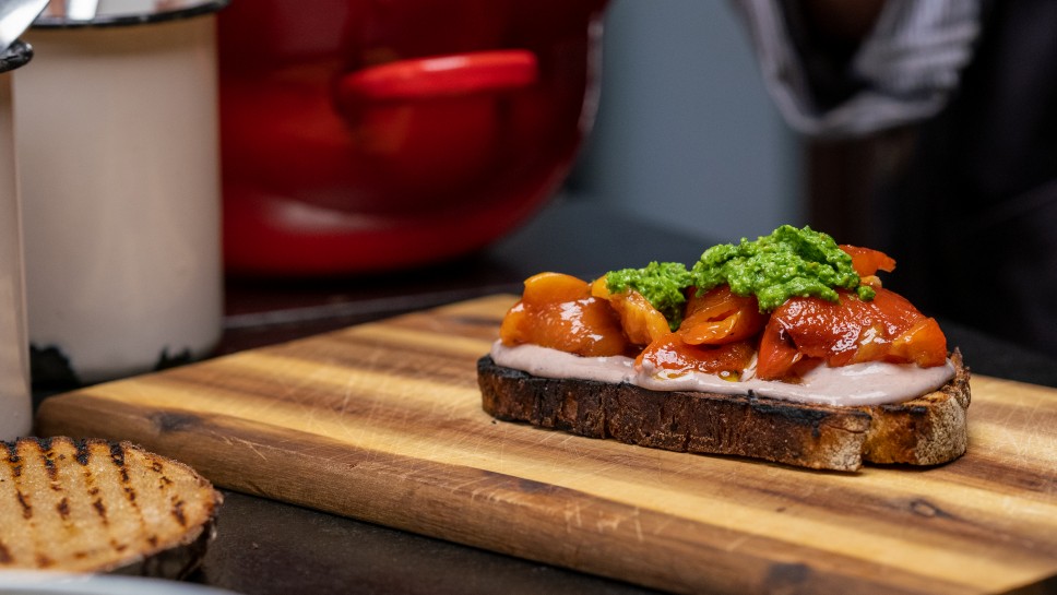 Gegrillte Paprika mit Rucola-Pesto