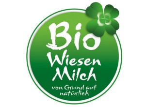 Bio Wiesen Milch Logo. Von Grund auf natürlich