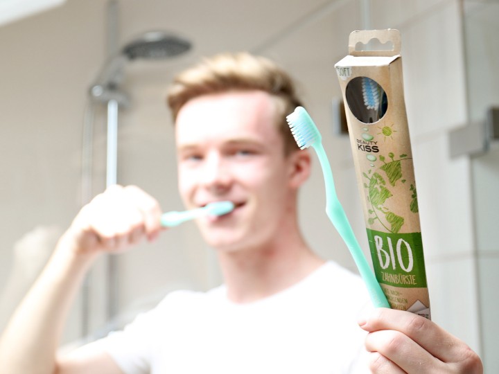 Bio Zahnbürste aus nachwachsenden Rohstoffen