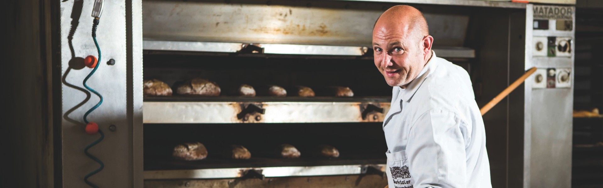 Gerald Kainbacher mit seinem Brot