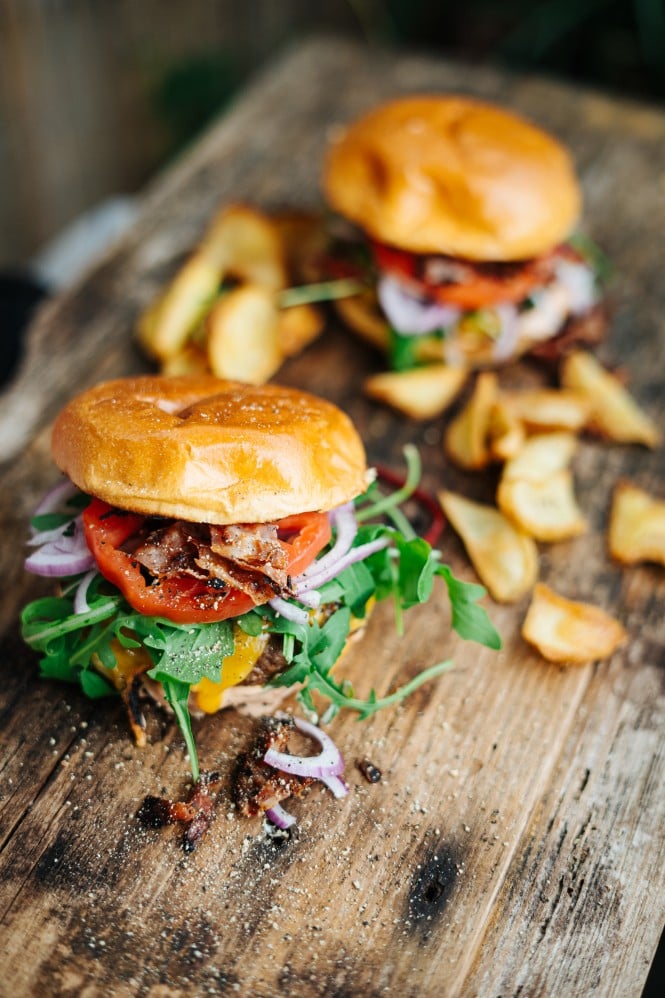 "Easy Cheesy" Cheeseburger "Easy Cheesy" Cheeseburger