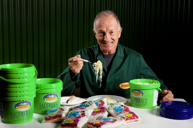 Zimmermann Gemüseverwertungsgesellschaft m.b.H. Heinz Zimmermann mit Sauerkraut