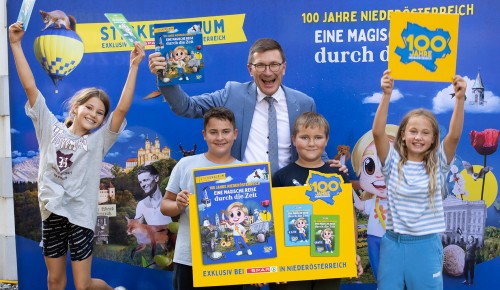 Stickeralbum zu 100 Jahre Niederösterreich Stickeralbum zu 100 Jahre Niederösterreich