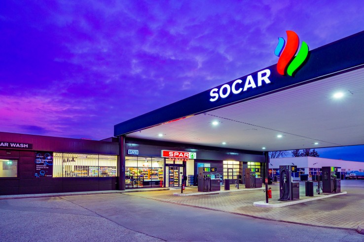 Außenansicht Spar Express Tankstellenshop in Schwechat