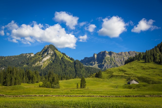 traumhafte Landschaft in Schönenbach im Bregenzerwald, Vorarlberg, Österreich Johannes Rigg - stock.adobe.com