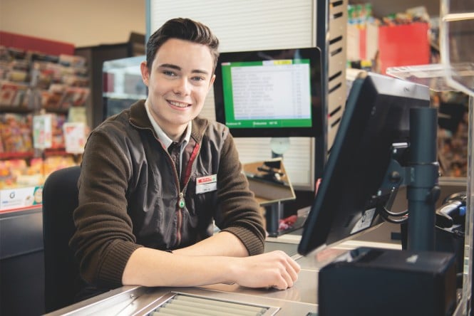 Â© 2020 MEDIArt | Photographie, SPAR Vorarlberg, Lehrlingsvideo - Dreh, Lehrling Elias