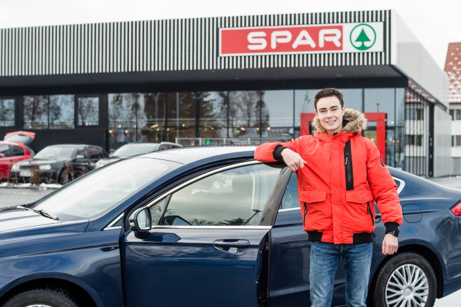 © 2020 MEDIArt | Photographie, SPAR Vorarlberg, Lehrlingsvideo - Dreh, Lehrling Elias