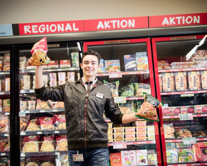 © 2020 MEDIArt | Photographie, SPAR Vorarlberg, Lehrlingsvideo - Dreh, Lehrling Elias